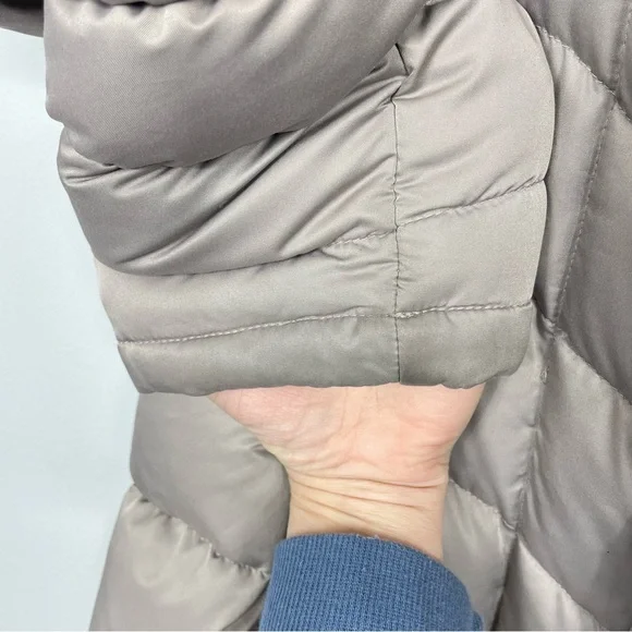 Patagonia Downtown Loft Parka - Picture 9 of 12